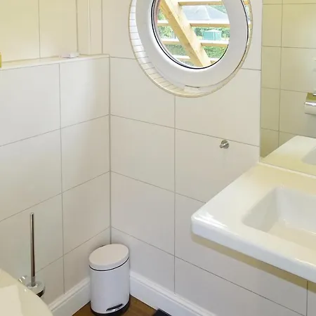 Haus 8 Dom wakacyjny *