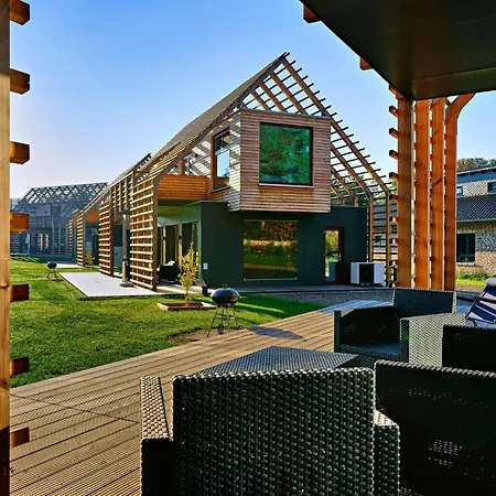 Haus 8